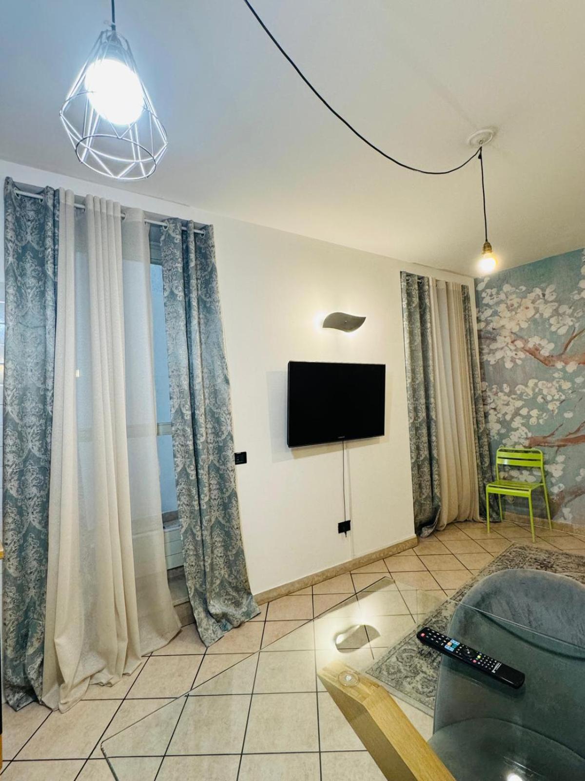 Duomo Nest Entire Apartment Тренто Екстер'єр фото
