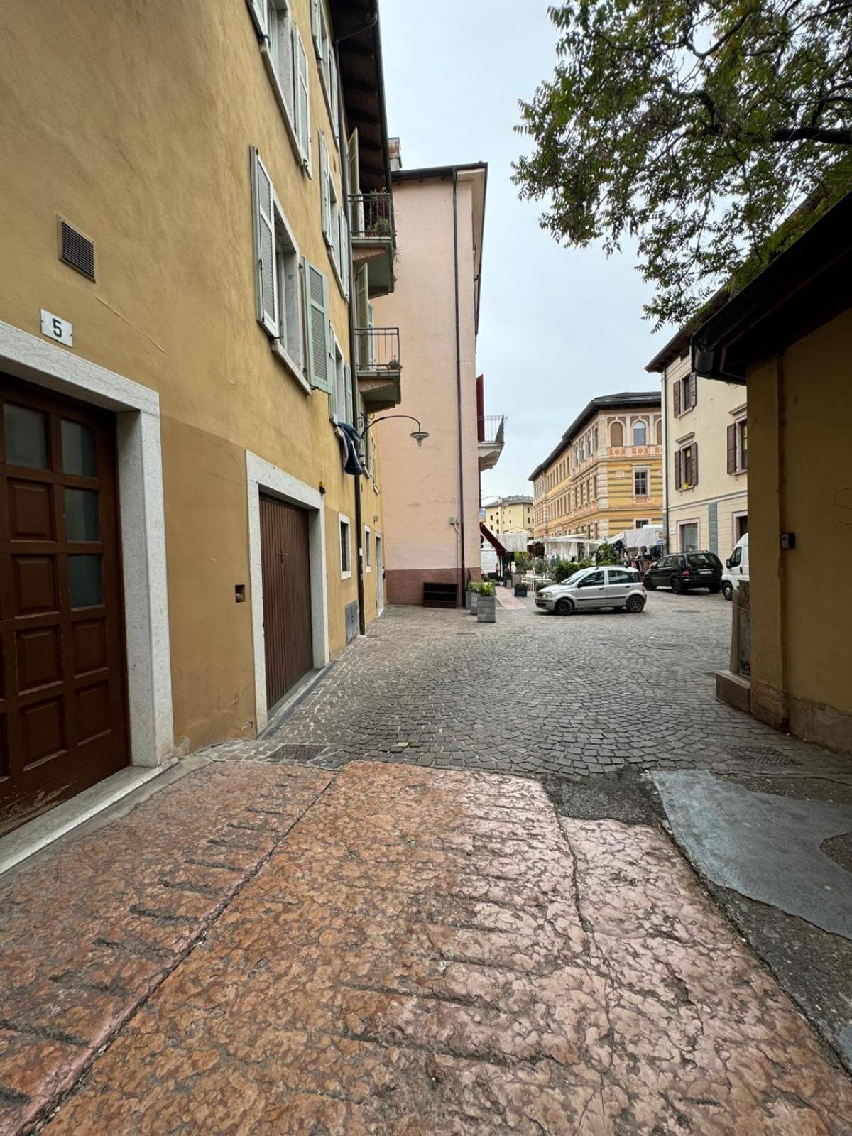 Duomo Nest Entire Apartment Тренто Екстер'єр фото
